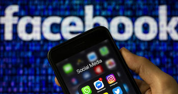 فیس بوک برنامه ای برای پخش تبلیغات در اپلیکیشن واتساپ ندارد