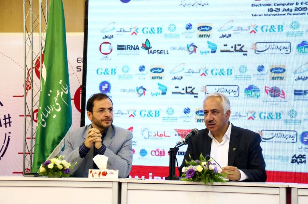 چرا اینوتکس در دل الکامپ جای نمی گیرد؟