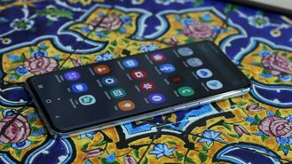 تماشا کنید: بررسی نزدیک گوشی پرچمدار Galaxy S20 سامسونگ