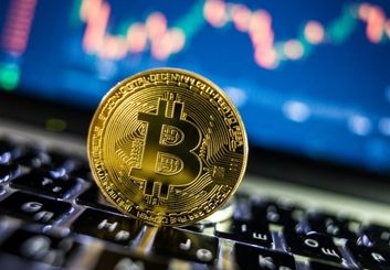 ارزش رمزارز یرن فایننس با رشد ۳۸۰ برابری از بیت‌کوین عبور کرد