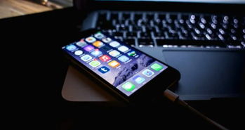 استفاده از اپلیکیشن Apple Translate در نسخه 14 سیستم‌عامل iOS