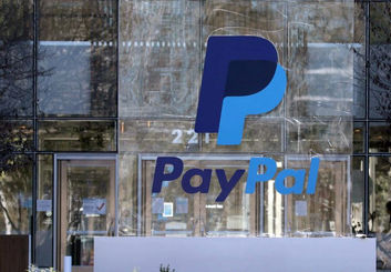 تحریم روسیه از سوی شرکت پرداخت پی پال