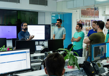 این راه رو تنها نمیری؛ کمپین نوروزی ایران‌سرور با جوایز ویژه