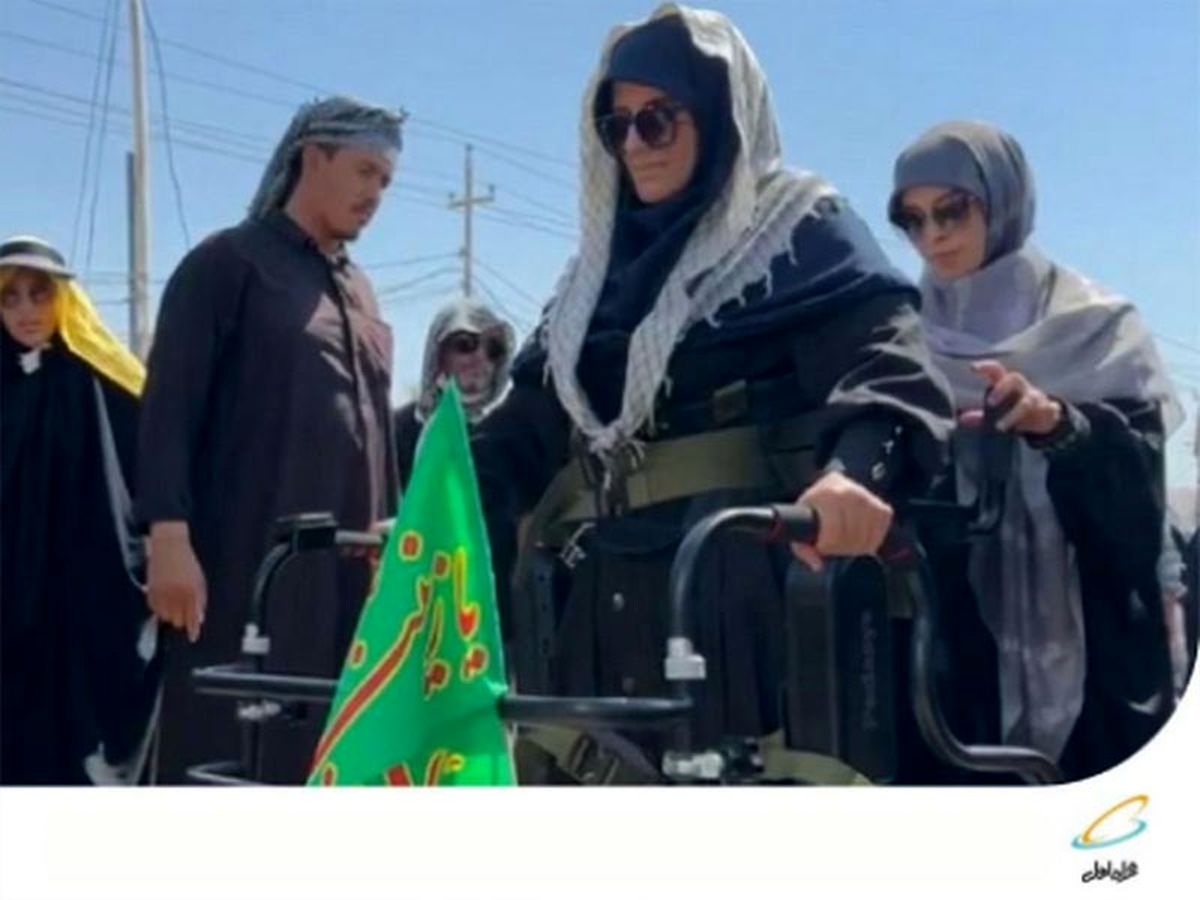 حضور بانوی ضایعه نخاعی در راهپیمایی اربعین با کمک یک ربات و حمایت همراه اول