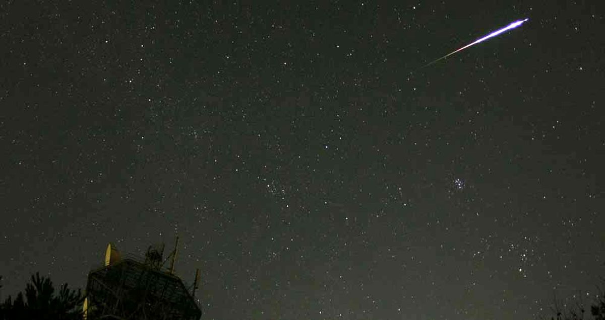 ۲۱ مرداد حتماً به آسمان نگاه کنید