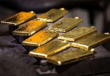 سقوط قیمت طلا در بازار داخلی و جهانی